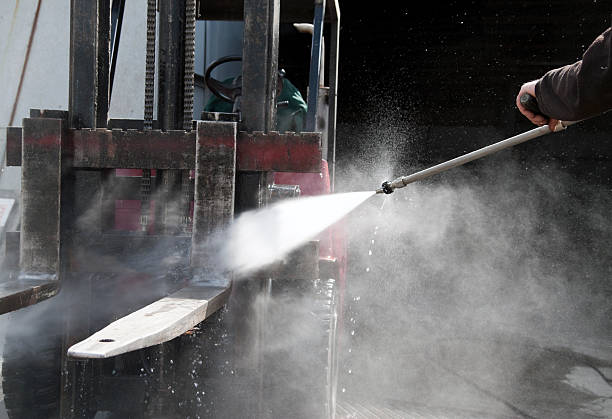 Best Warehouse Cleaning  in Petersburg, VA